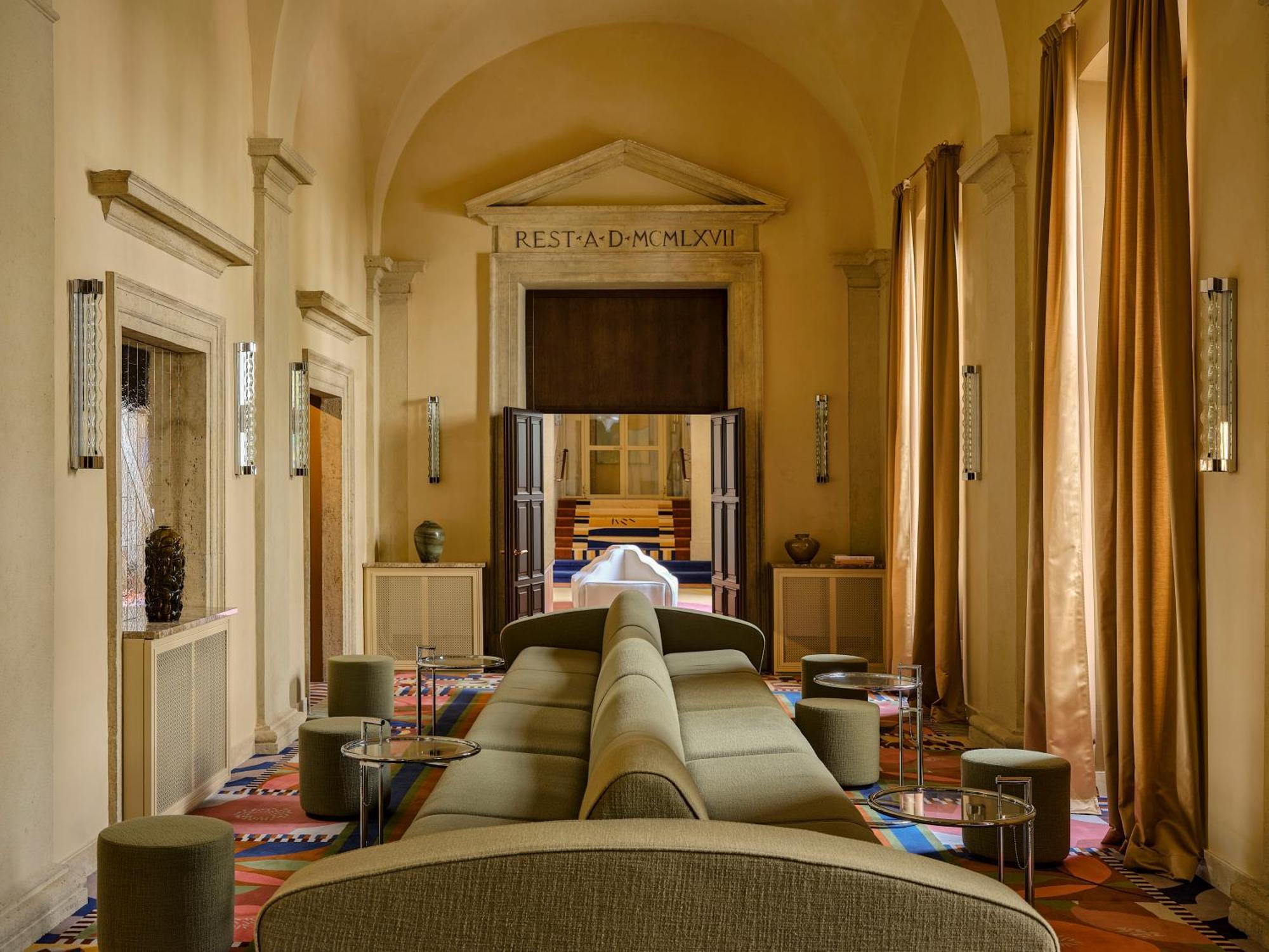 Palazzo Talia - Small Luxury Hotels Of The World โรม ภายนอก รูปภาพ