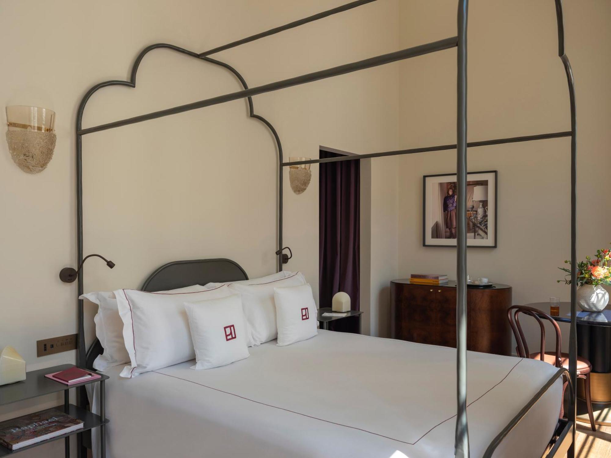 Palazzo Talia - Small Luxury Hotels Of The World โรม ภายนอก รูปภาพ